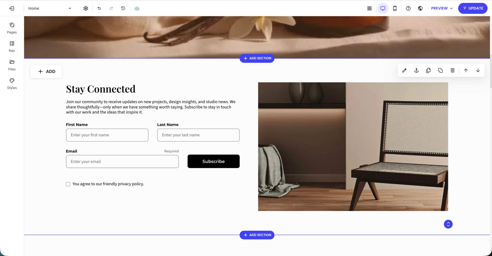 Subscription form on a page in Website Builder